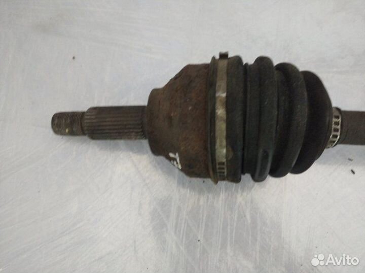 Привод передний левый Ford Mondeo 3 kombi 2.0