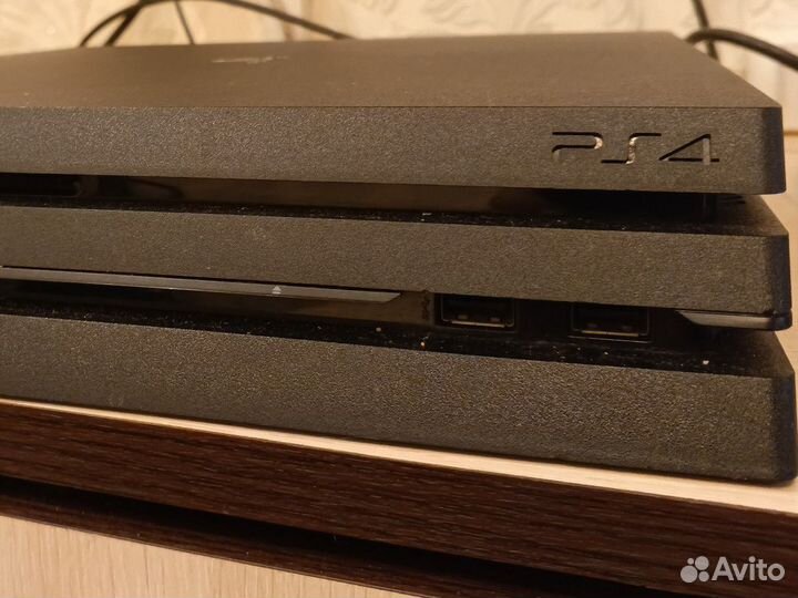 Sony playstation 4 PS4 pro