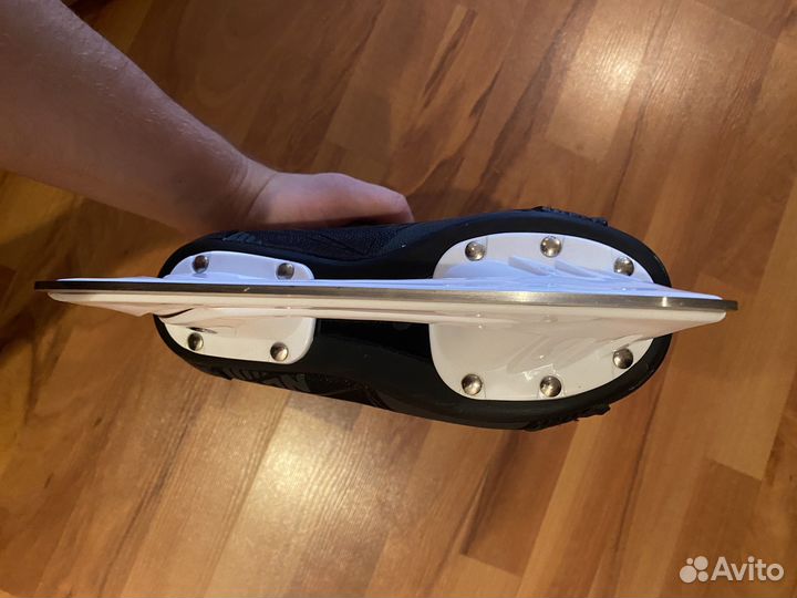 Коньки хоккейные 34 размер