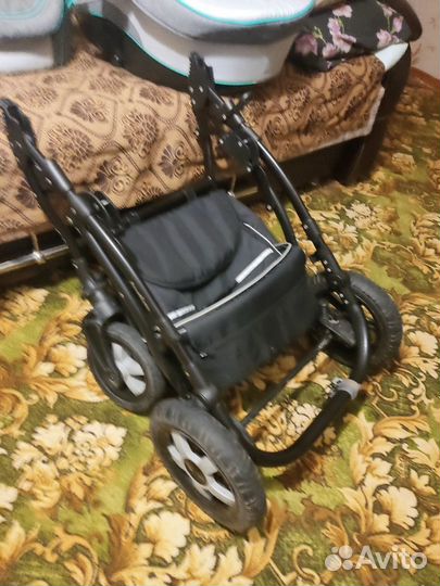 Продам коляску
