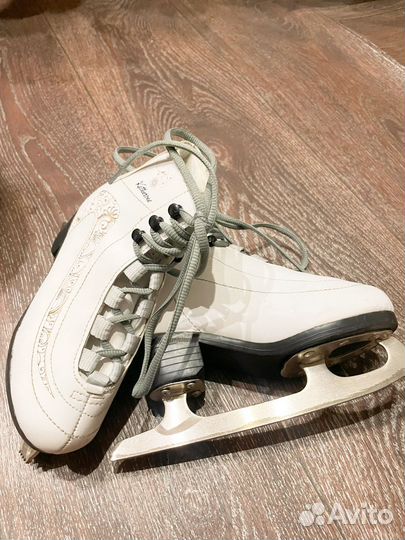 Коньки фигурные 30 размер