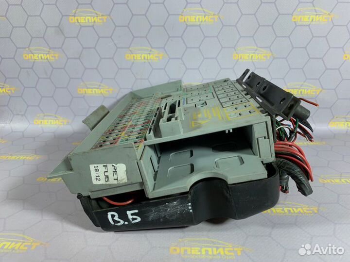 Блок предохранителей Opel Vectra B