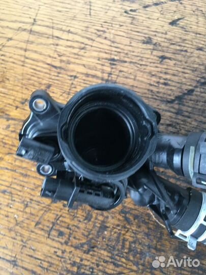 Термостат Mercedes E-Class W212 M271 1.8TI 2010