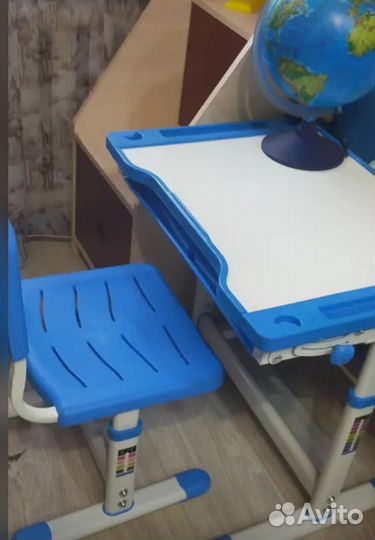 Растущий стол парта со стулом