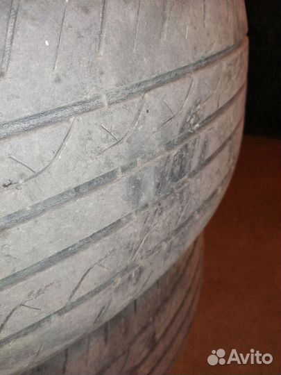 Presa PS01 215/65 R16 H