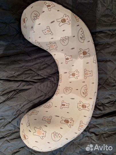 Подушка для кормления анатомическая