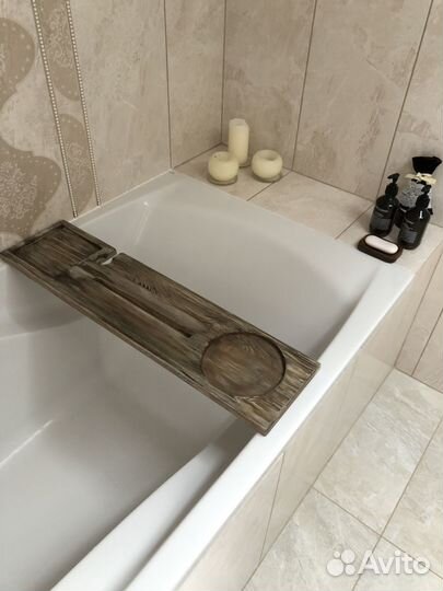 Полка для ванной 