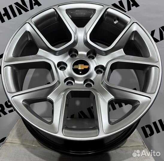 Диски на Infiniti Инфинити QX56 R22