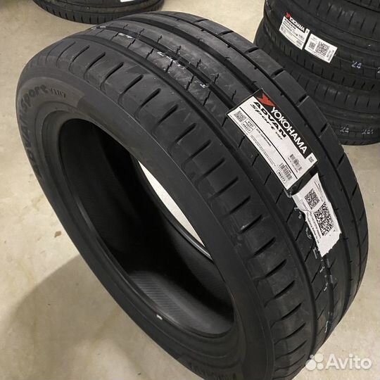 Yokohama Advan Sport V107 295/35 R22 108Y