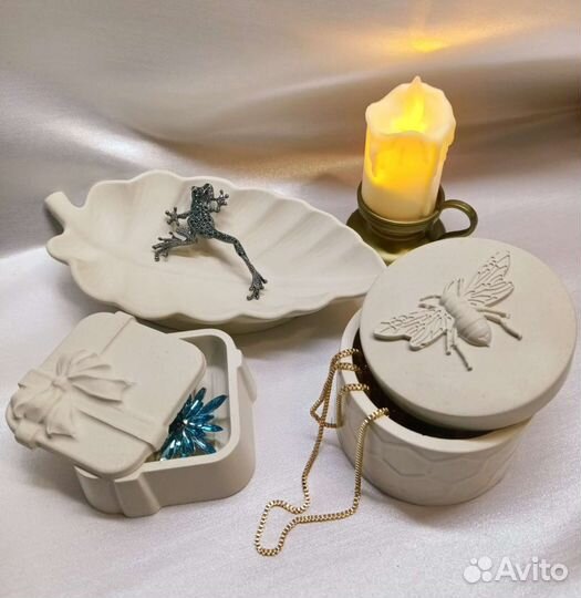 Изделия из гипса