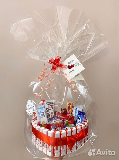 Сердце из киндеров Сладкий подарок