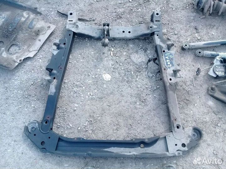 Подрамник renault logan 2 1.6