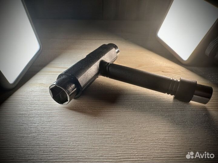 Ключ для Скейта, Лонгборда, Пластборда, Круизера