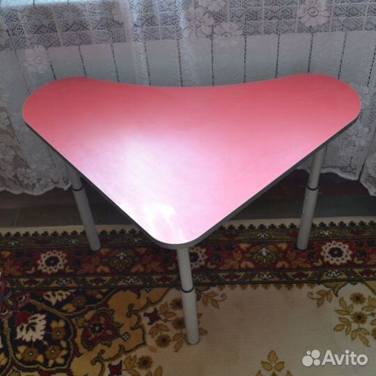 Детский столик