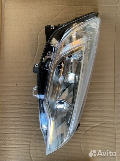 Opel astra j фара