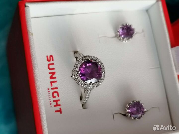 Кольцо и серьги пусеты