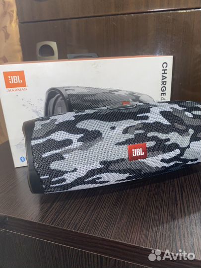 Колонка jbl charge 4