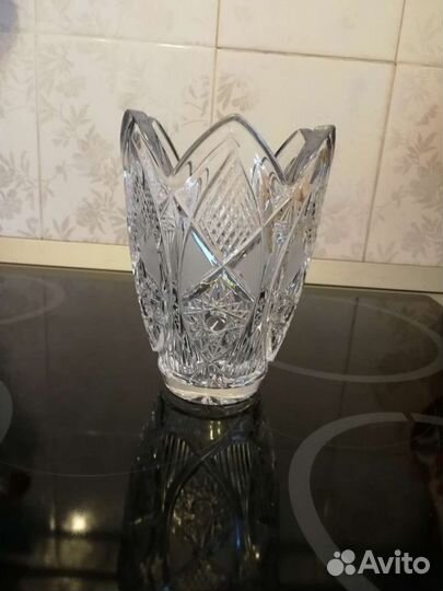 Хрустальная ваза