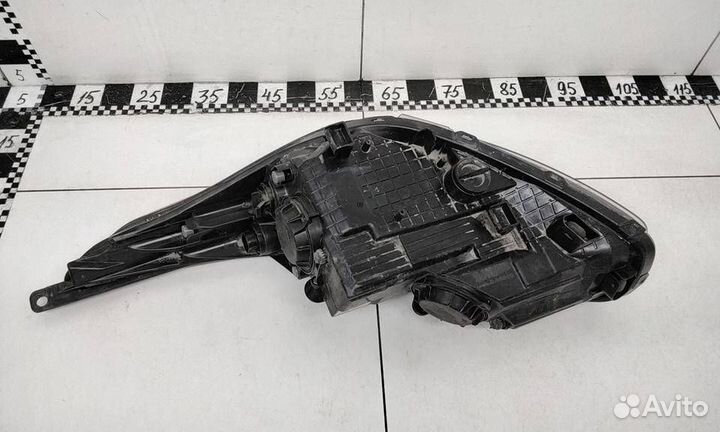 Фара правая Kia Ceed