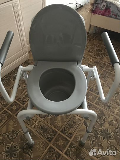Стул-туалет для инвалидов
