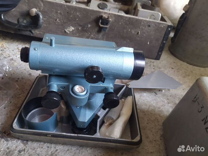 Теодолит оптический винтажный