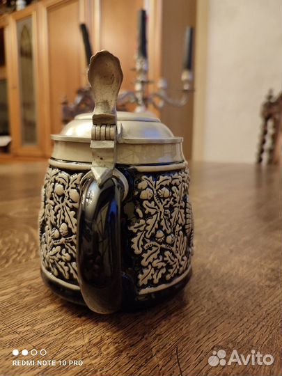 Старинная пивная кружка