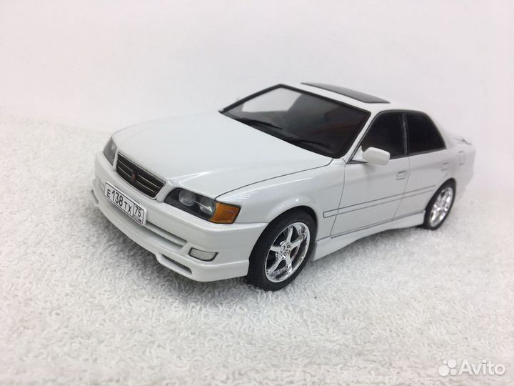 Сборная модель Chaser jzx100 1/24