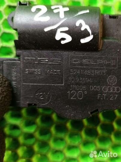 Моторчик заслонки отопителя Volkswagen Touareg