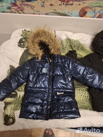 Пуховик зимний на мальчика 116 2 шт