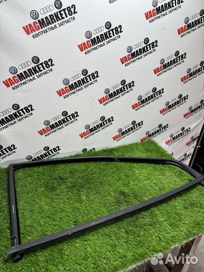 Бархотка двер задняя левая Skoda Octavia A4 tour