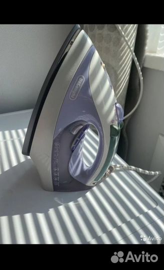 Утюг Delonghi