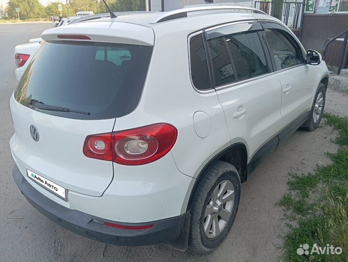 Volkswagen Tiguan 2.0 AT, 2010, 181 770 км