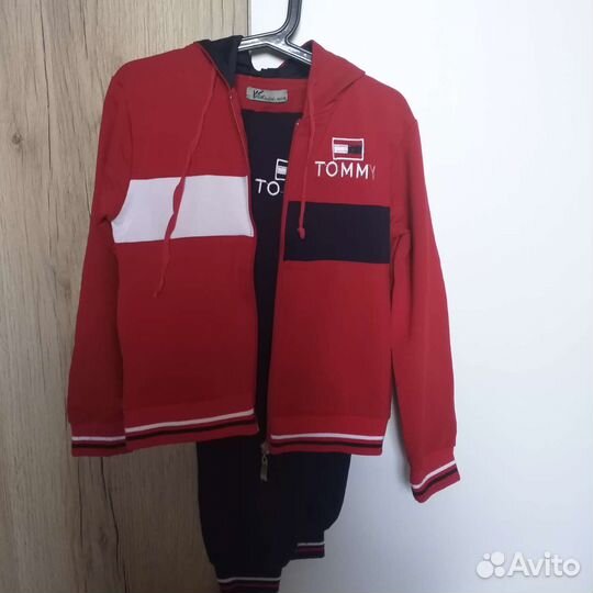 Спортивный костюм