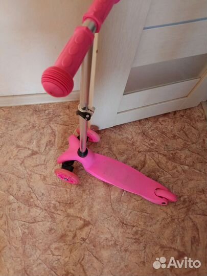 Самокат детский трехколесный