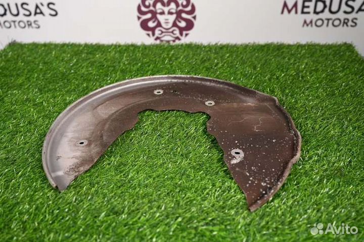 Пыльник диска тормозного передний левый Volvo Xc90