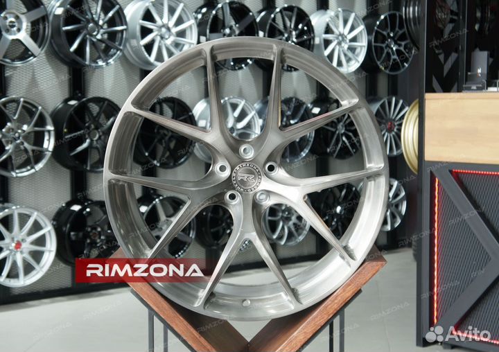 Кованые диски R22 на BMW X6