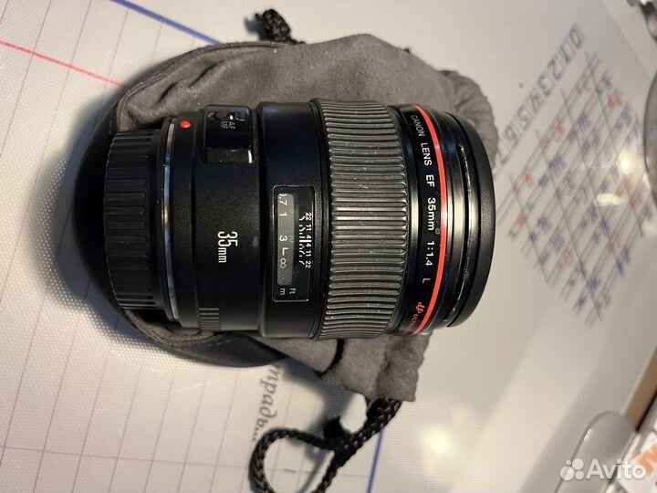 Объектив Canon EF 35mm f/1.4 L USM