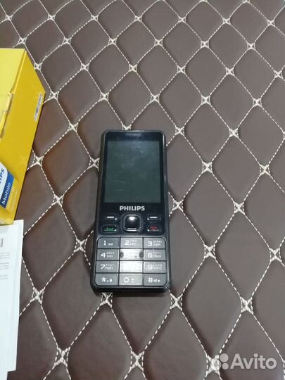 Philips Xenium E185