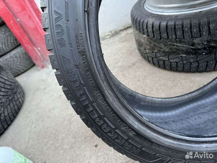 Nokian Tyres Hakkapeliitta 7 SUV 265/45 R21 и 295/40 R21 108T