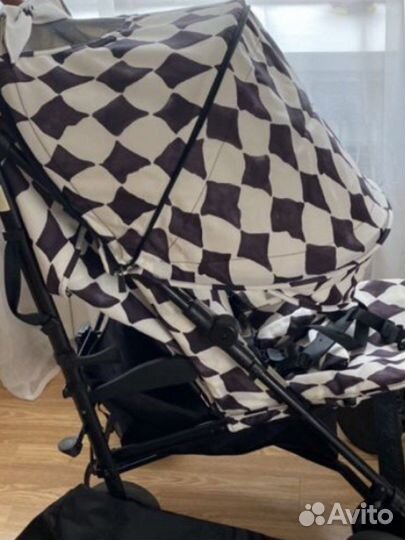 Прогулочная коляска Elodie (Швеция)