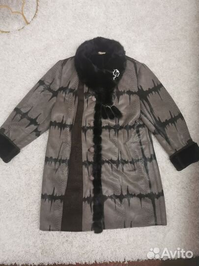 Натуральная женская дублёнка