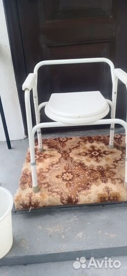 Стул туалет для пожилых людей