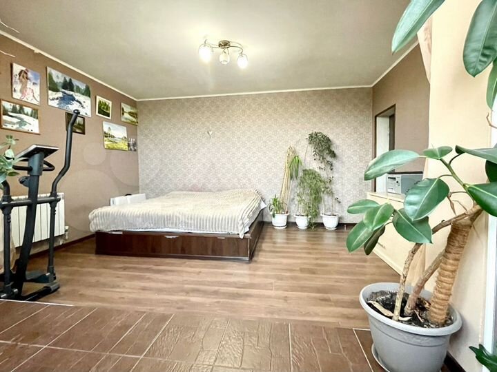 2-к. квартира, 83 м², 3/4 эт.