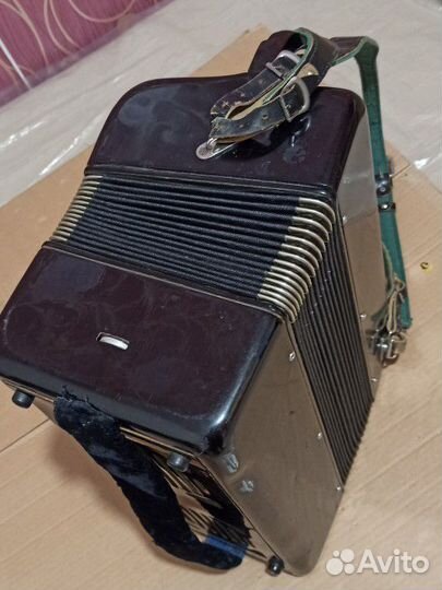 Баян цельнопланочный