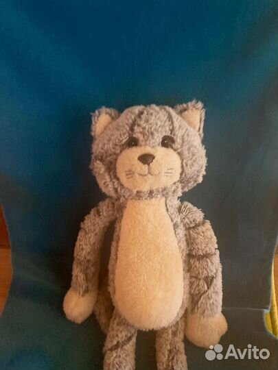 Плюшевый кот игрушка