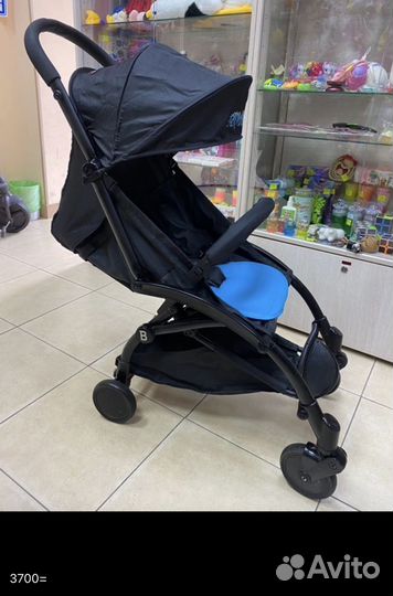 Коляска прогулочная