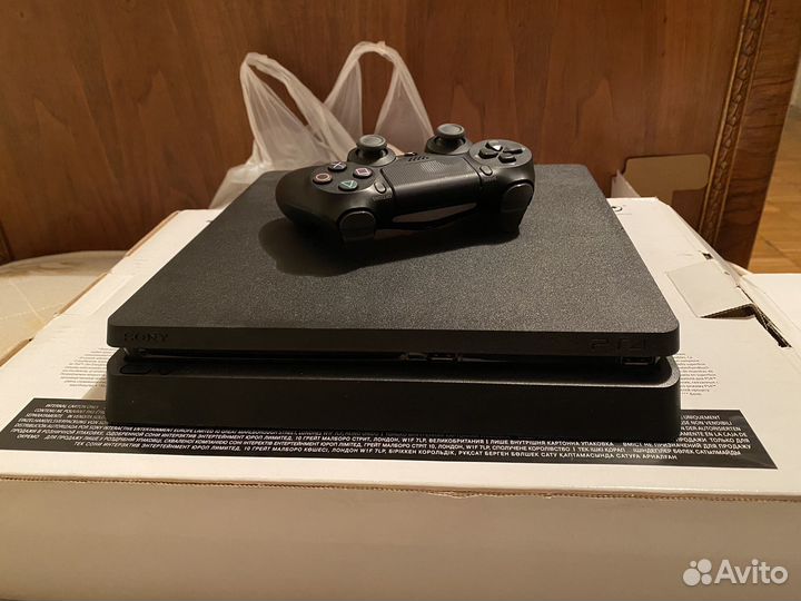 Sony ps4 slim 1tb