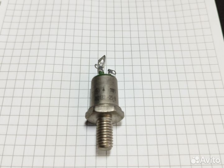 Тиристор оптронный 25А, 800В