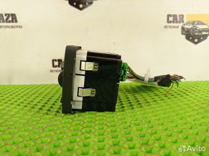 Переключатель света фар