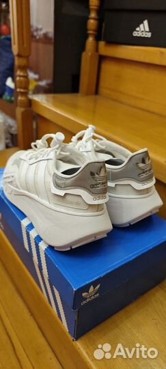 Кроссовки Adidas Originals 37.5 размер оригинал